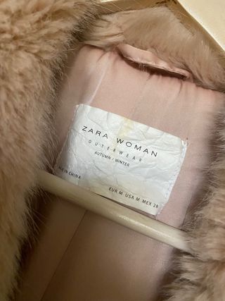 Abrigo pelo rosa Zara