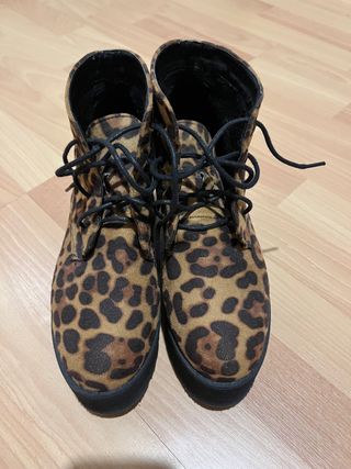 Botines leopardo talla 37