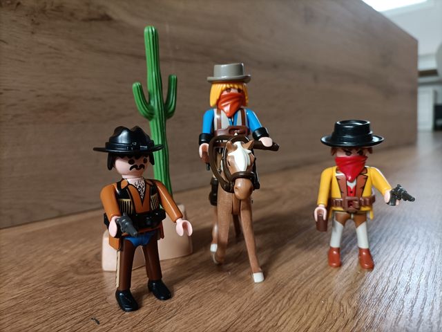 Playmobil Caravana de Bandidos 5248