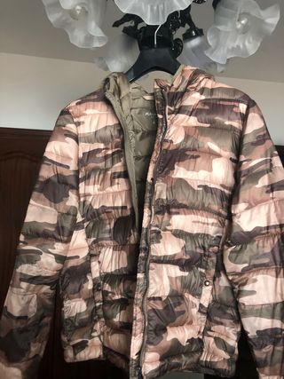 chaqueta estampado militar 