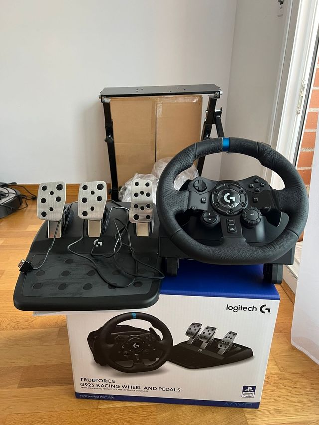 volante-logitech-g293-trueforce-y-soporte-de-segunda-mano-por-350-eur