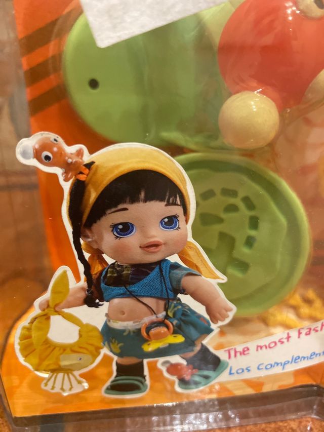 Conjunto de sandalias y accesorios muñeca nuevos