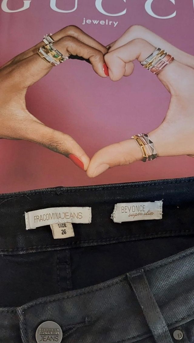 Pantalón negro FRACOMINA.