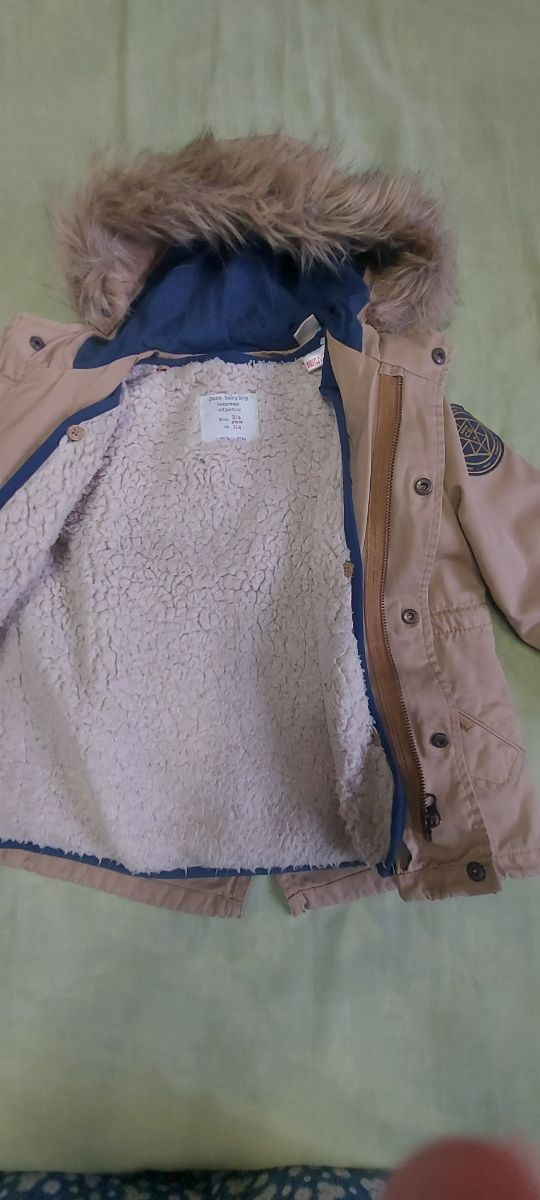 abrigo zara talla 3-4 años