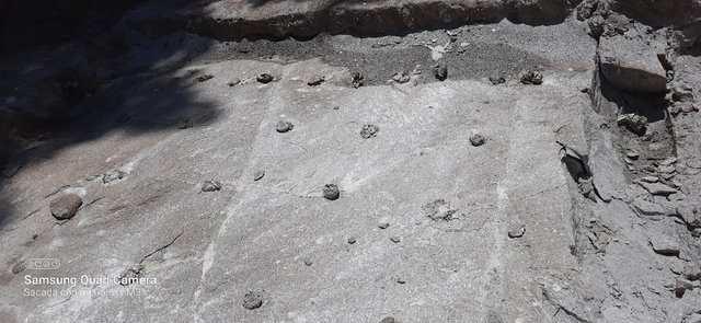 SE REALIZA QUITAR PIEDRA DE LA PISCINA