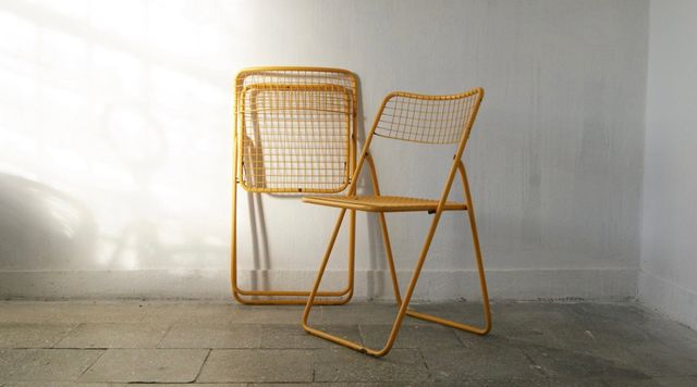 Conjunto de sillas y mesa