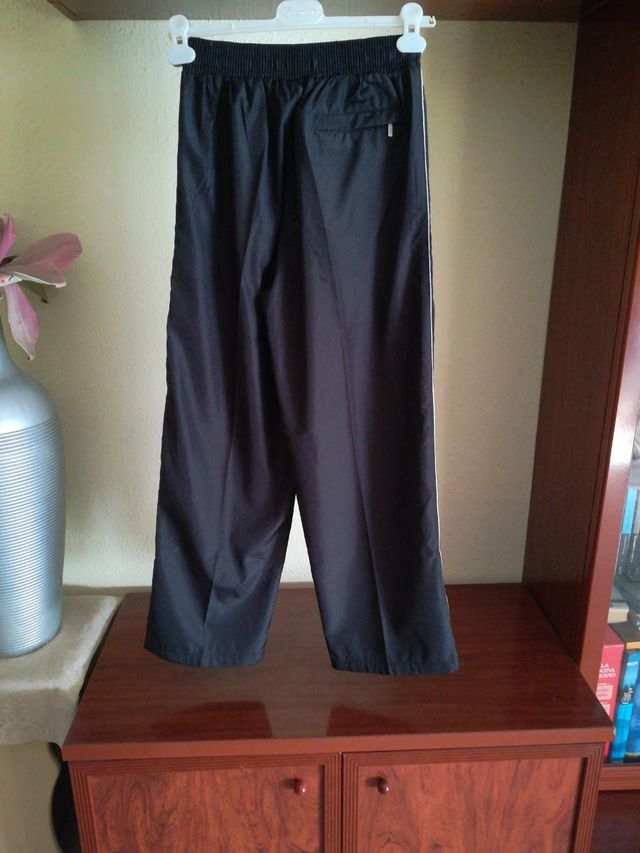 Pantalón chándal sin estrenar
