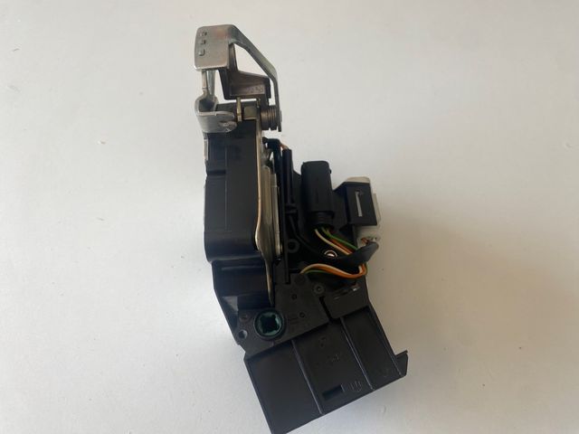 CERRADURA CIERRE PUERTA DELANTERA IZQDA BMW E39