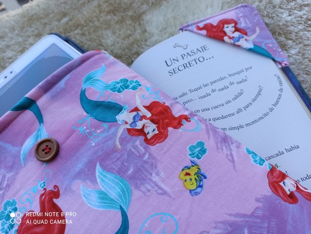 Funda literaria sirenita