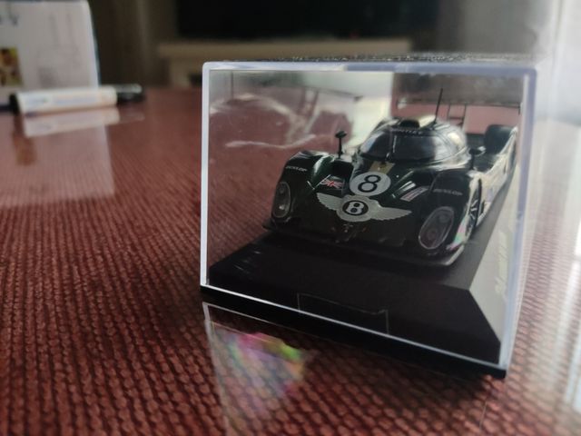 Bentley EXP8 24h le Mans 2001 1/43