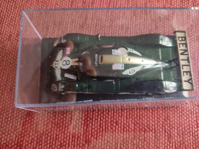 Bentley EXP8 24h le Mans 2001 1/43