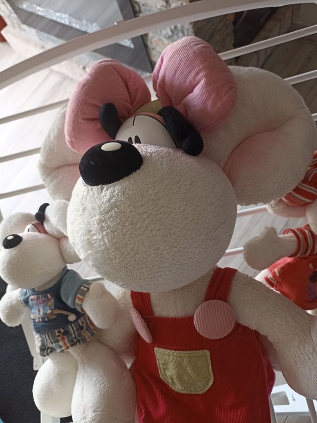 2 peluche diddlina