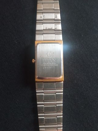 Reloj TITAN señora