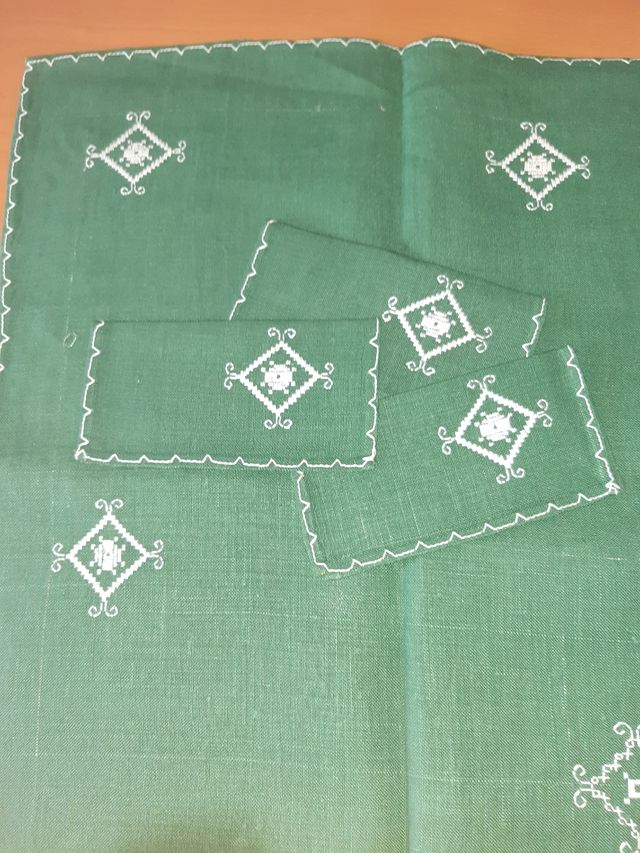 Mantelería Lagartera merienda