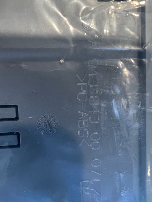 Porta Cd Mercedes-Benz atego