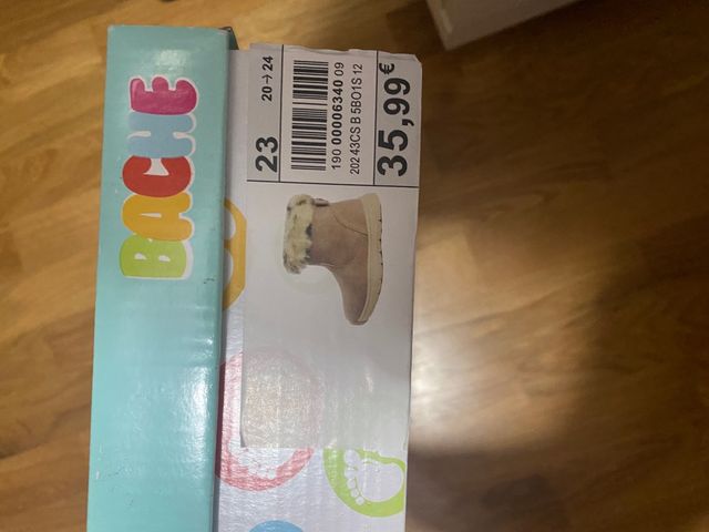 Botas niña talla 23