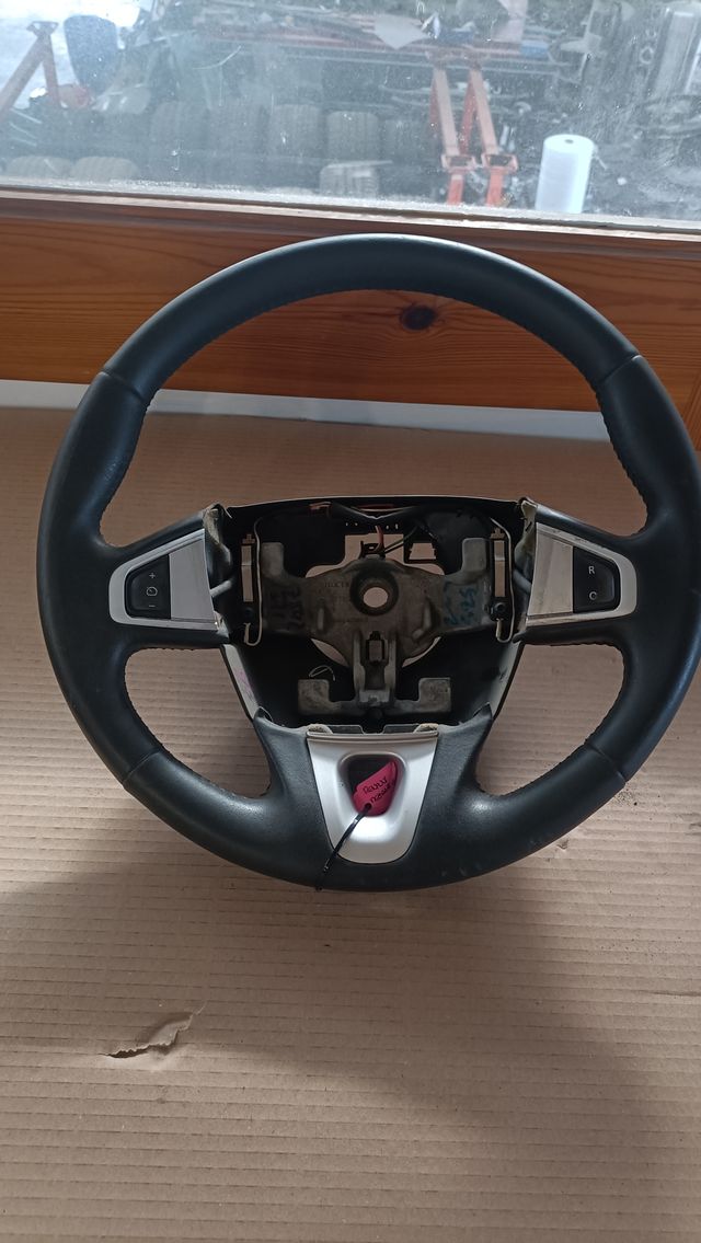 Volante multifunci n renault megane iii 1 5 dci de segunda mano por 50