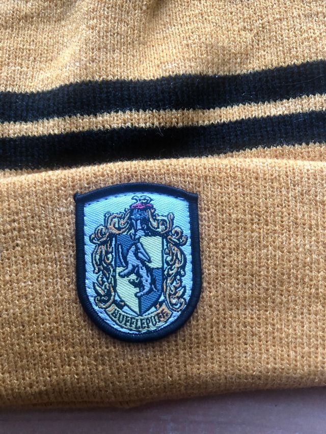 Lote bufanda gorro Hufflepuff Harry Potter