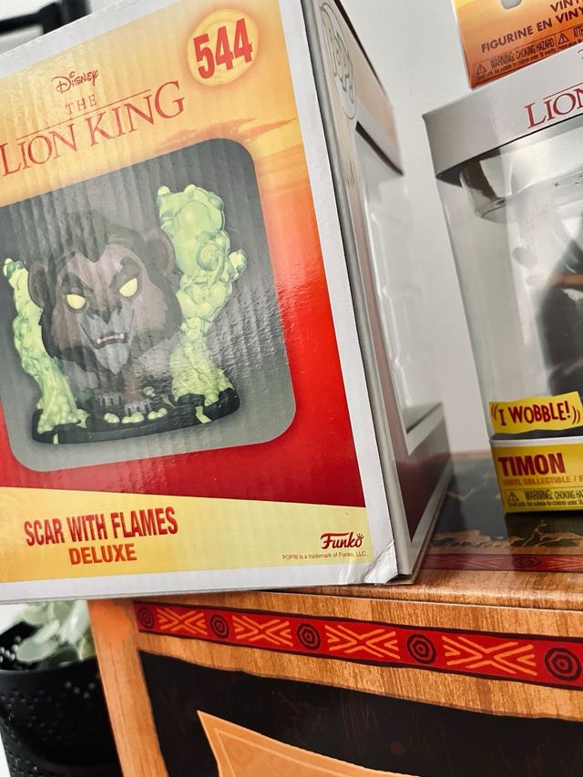 Funko pop Disney - Scar with Flames & Box n°544