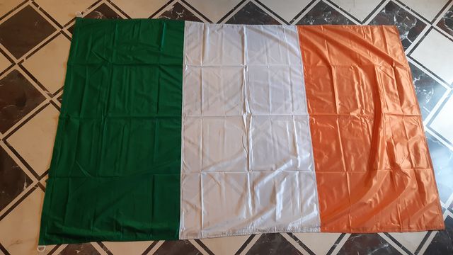 Bandera de Irlanda exterior 200 x 135 cm 