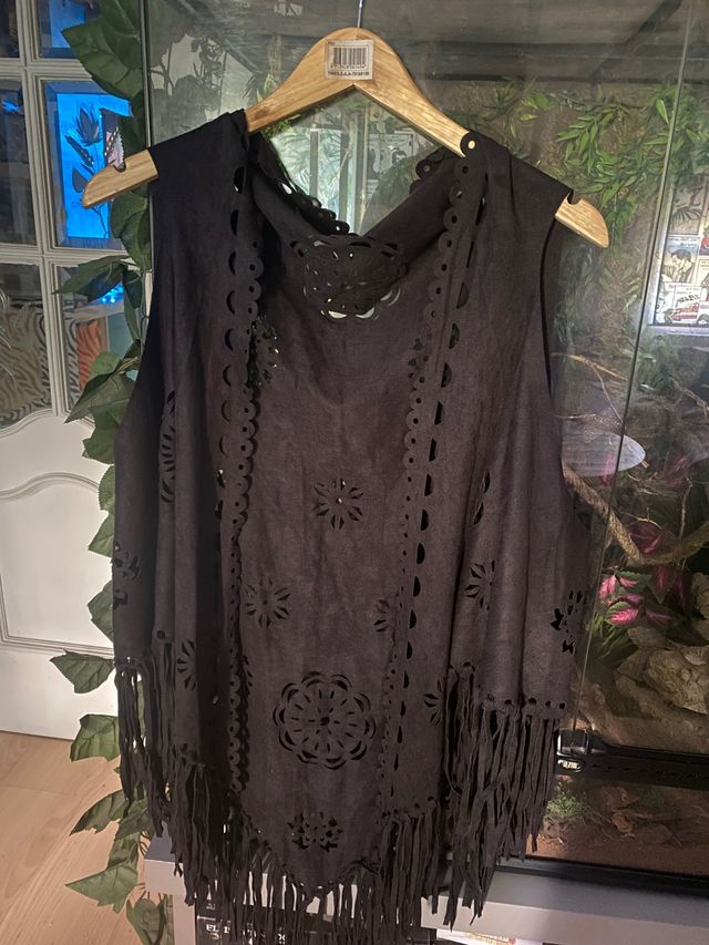 Chalecos a 10€ cada uno