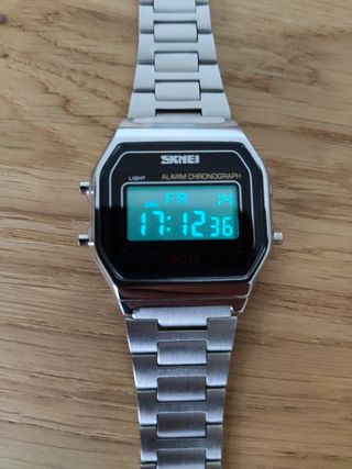 Reloj estilo retro Skmei 