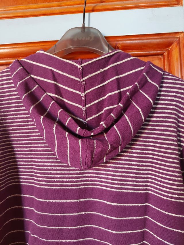 Cardigan in maglia con cappuccio, viola ed argento