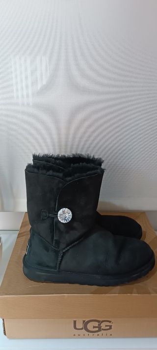 UGG Swarovski