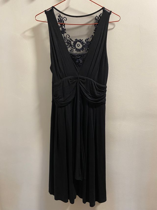 Vestido negro tirantes