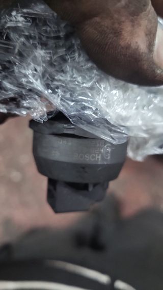 2 inyectores bomba marca bosch