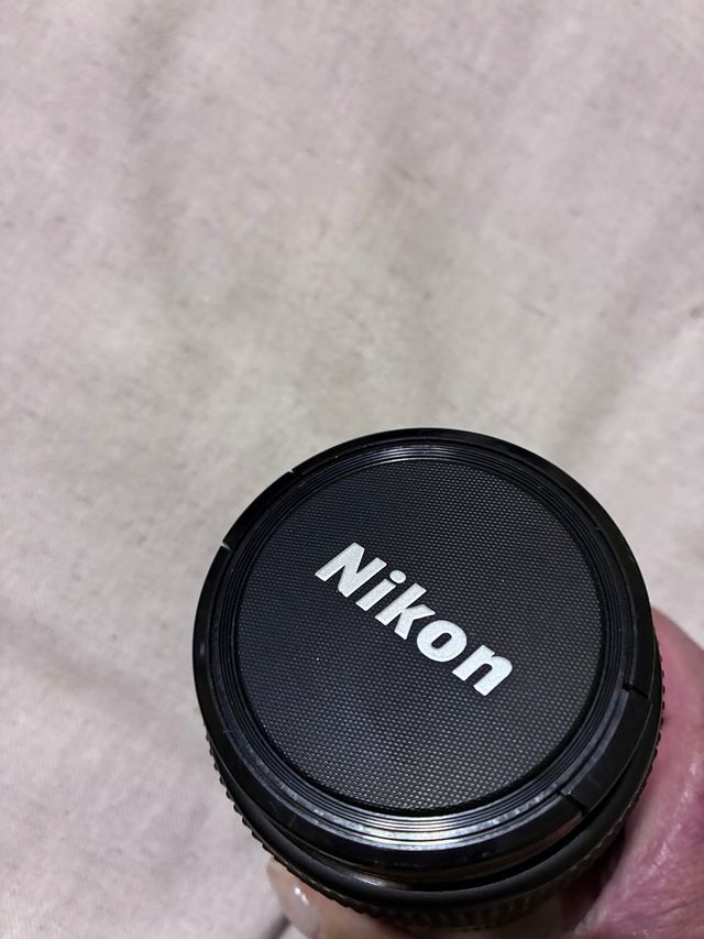 Objetivo Nikon 70-210