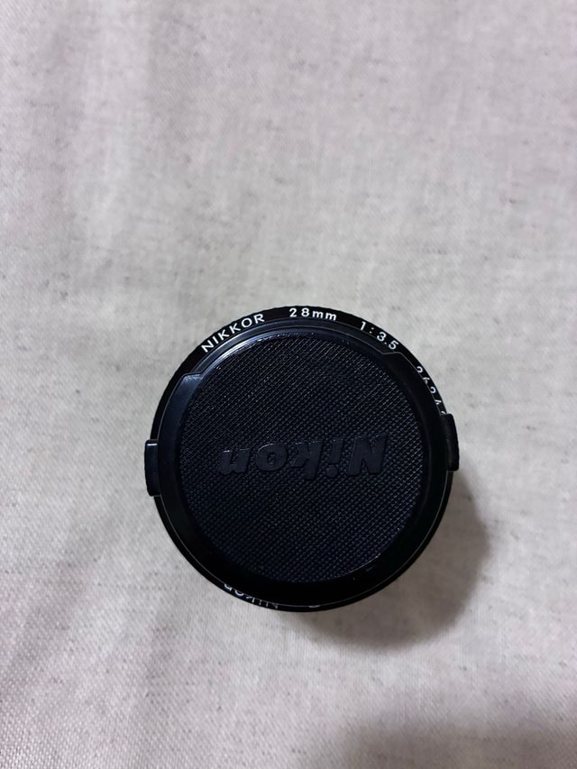 Objetivo Nikon 28-80