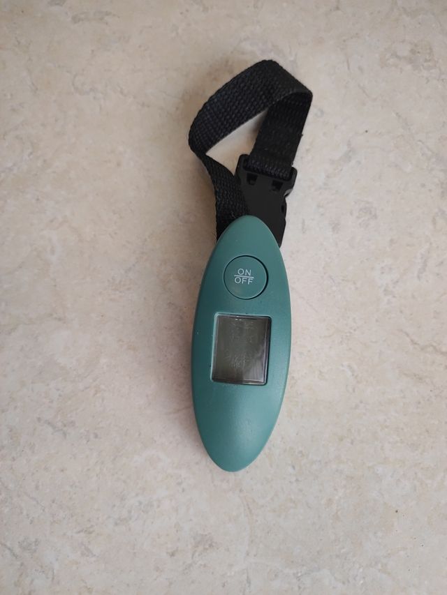 Pesa valigia - fai un'offerta