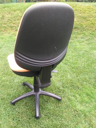 Silla oficina giratoria regulable