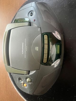 Grundig RR 300 CD. Radio cassette recorder with CD