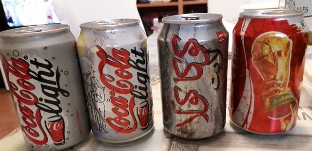 vecchie lattine coca cola