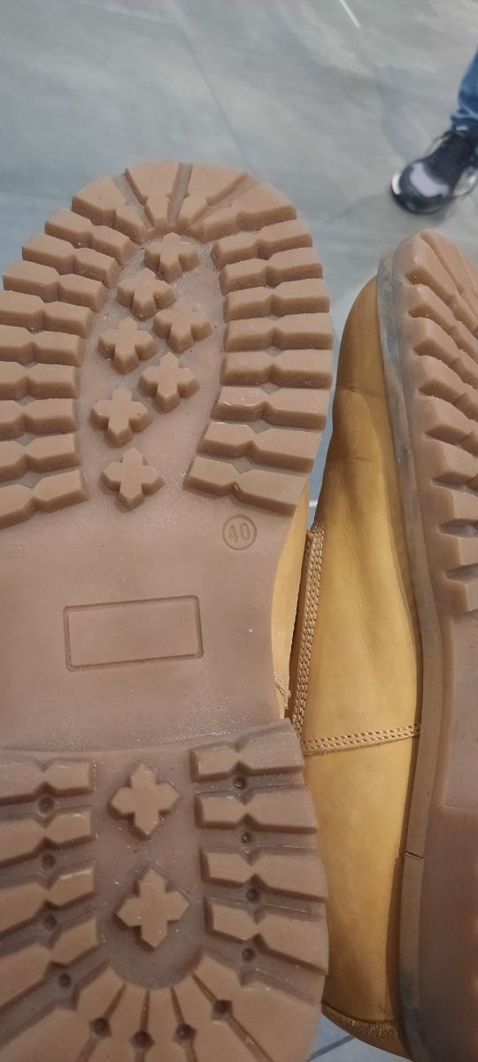 Botas talle 40 casi nuevas