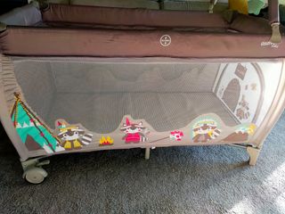 Cuna de viaje