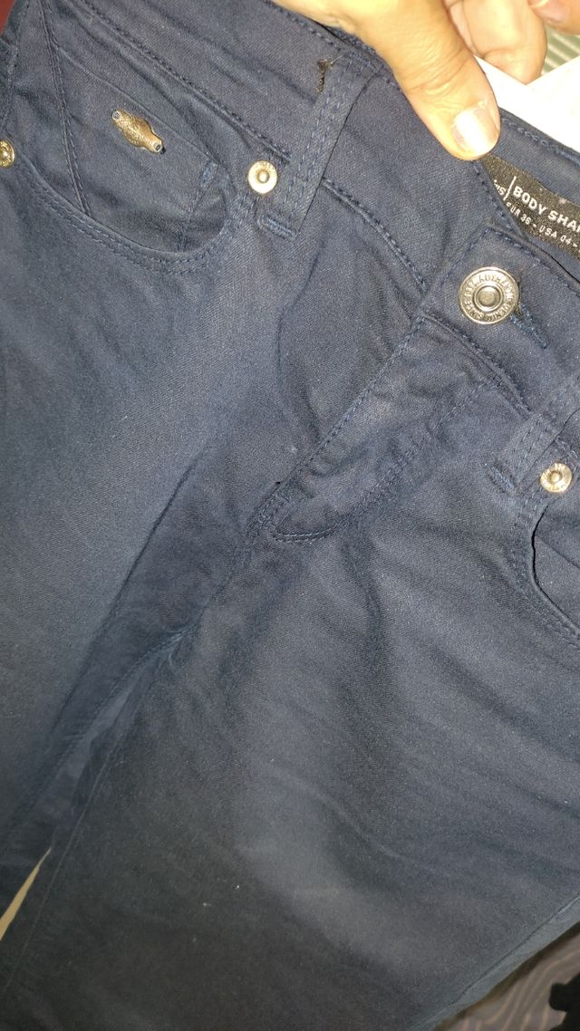 Pantalón azul marino Stradivarius