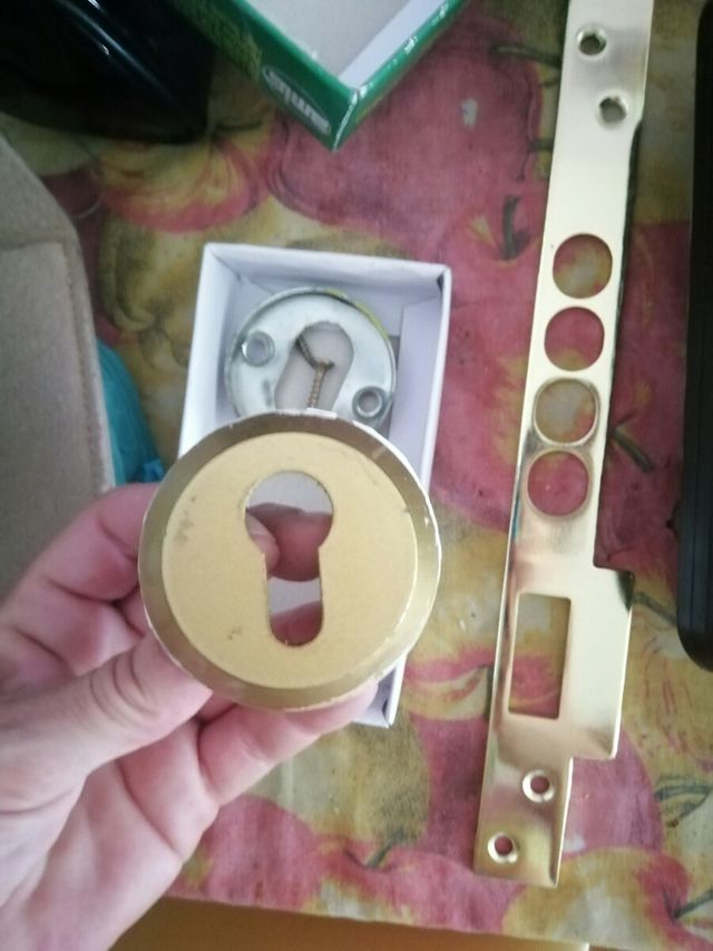 cerradura con 2 juegos de llaves