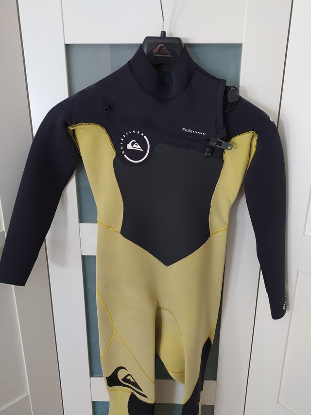 Traje de surf Quiksilver Syncro 3/2, talla 10