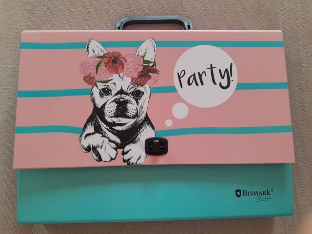 CARPETA PARA GUARDAR LIBROS/HOJAS...ETC