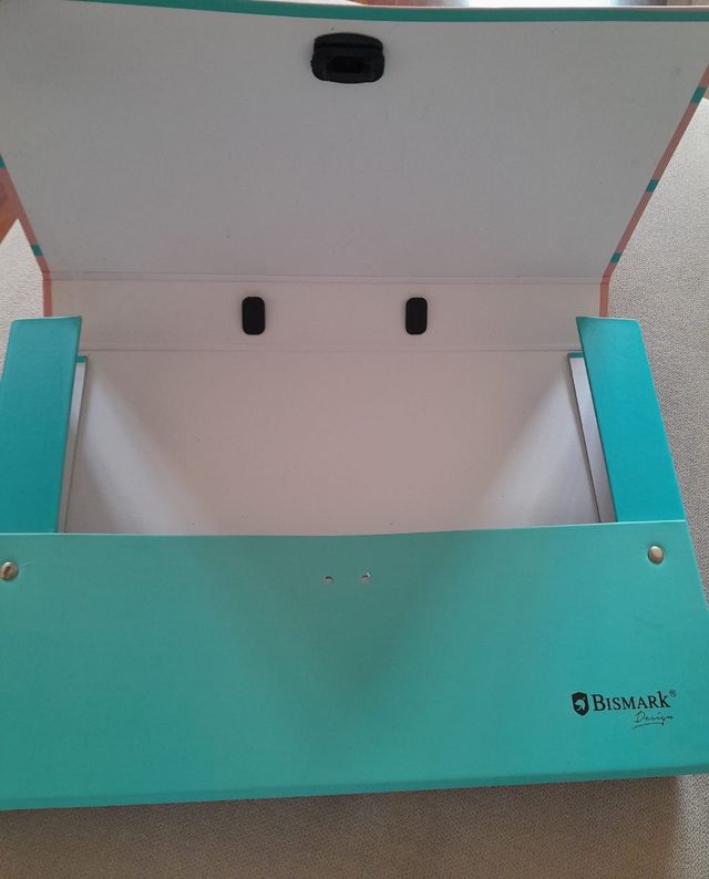 CARPETA PARA GUARDAR LIBROS/HOJAS...ETC