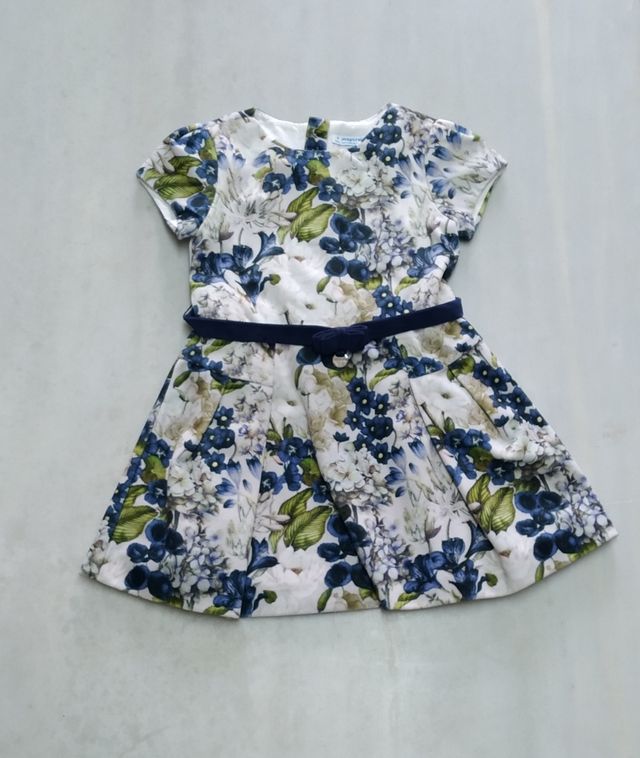 T 4 y T 5 años. Vestido infantil Mayoral invierno