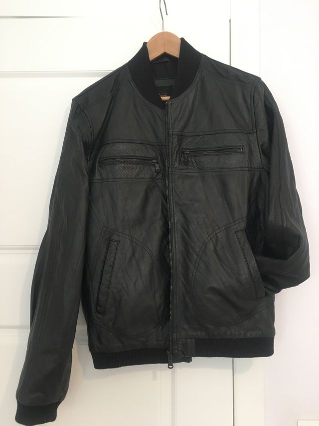 Cazadora de piel de Zara