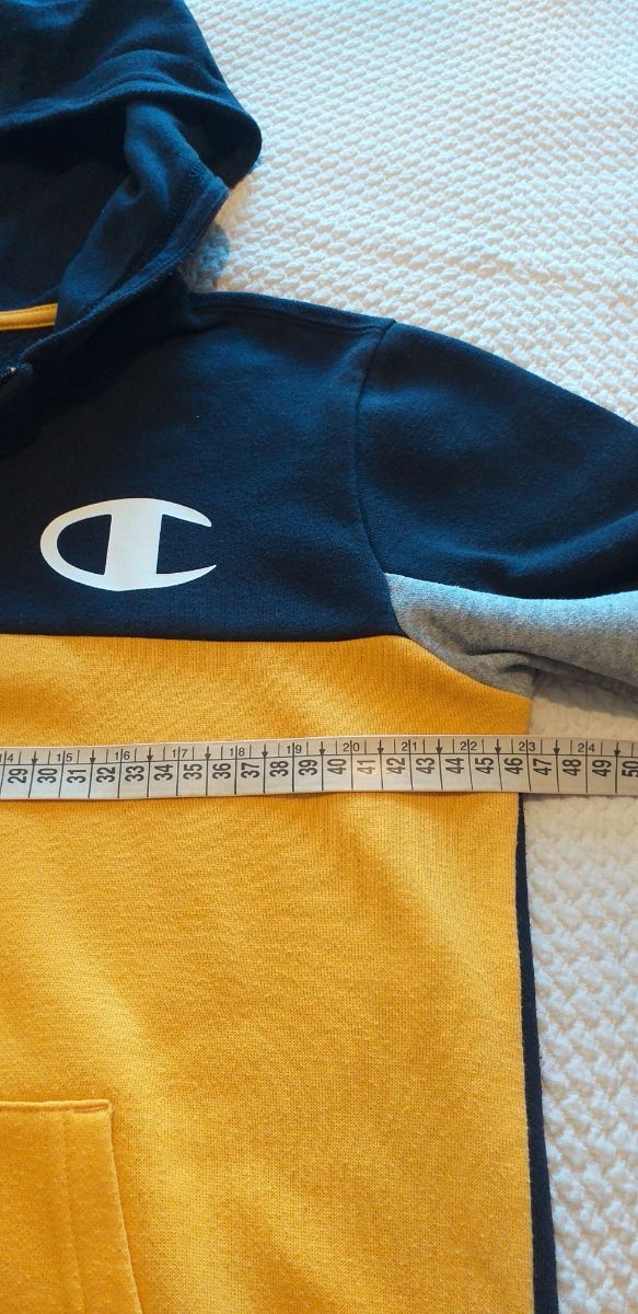 Sudadera con capucha y cremallera CHAMPION.