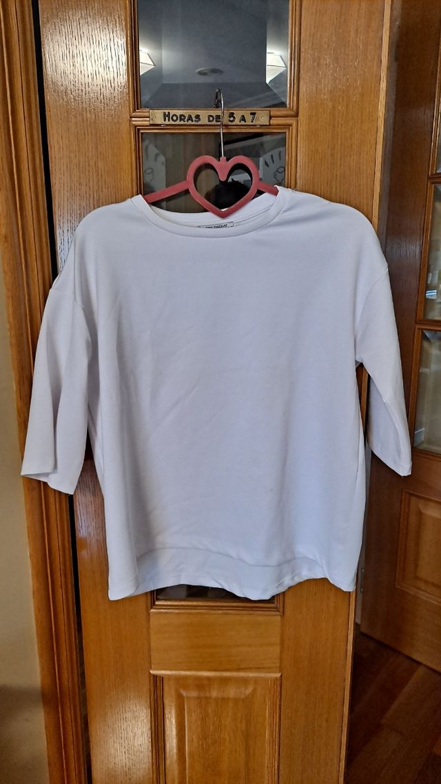 Camiseta sudadera blanca