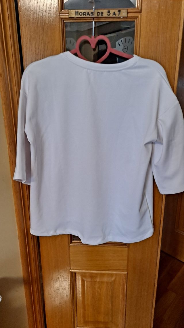 Camiseta sudadera blanca