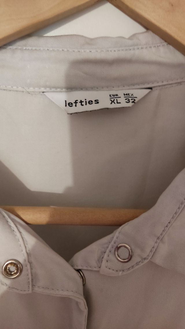 Camisa oversize azul clarito