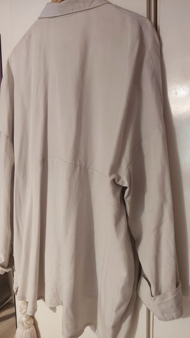 Camisa oversize azul clarito